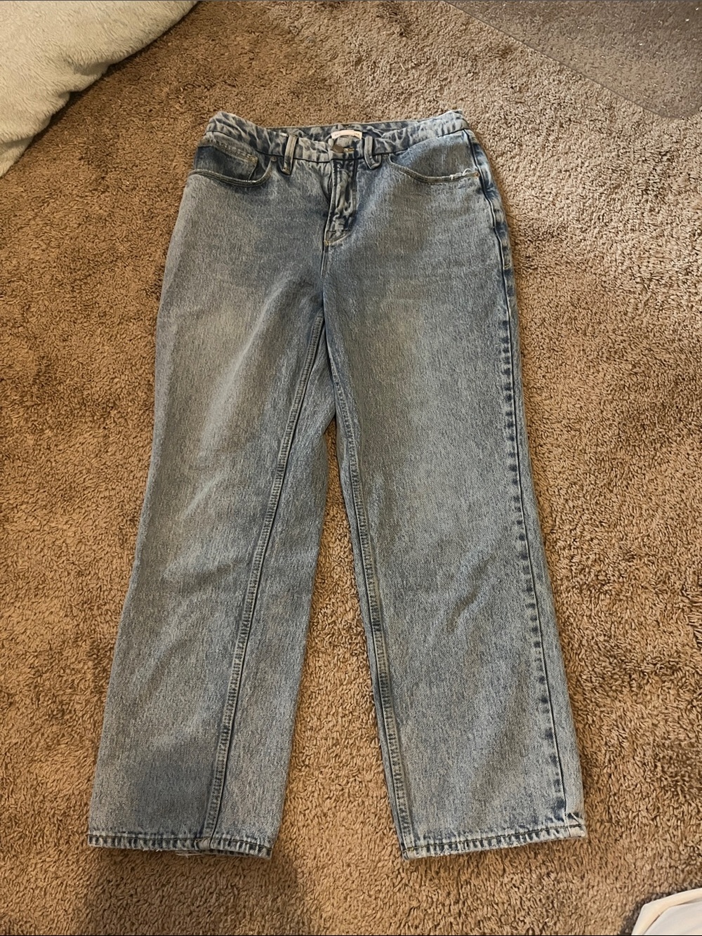 Good American Straight Leg Jeans Light Blue Wash 8/29”